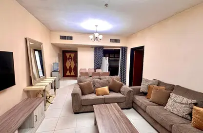 شقة - غرفة نوم - 2 حمامات للايجار في التعاون 1 - أبراج التعاون - الخان - الشارقة