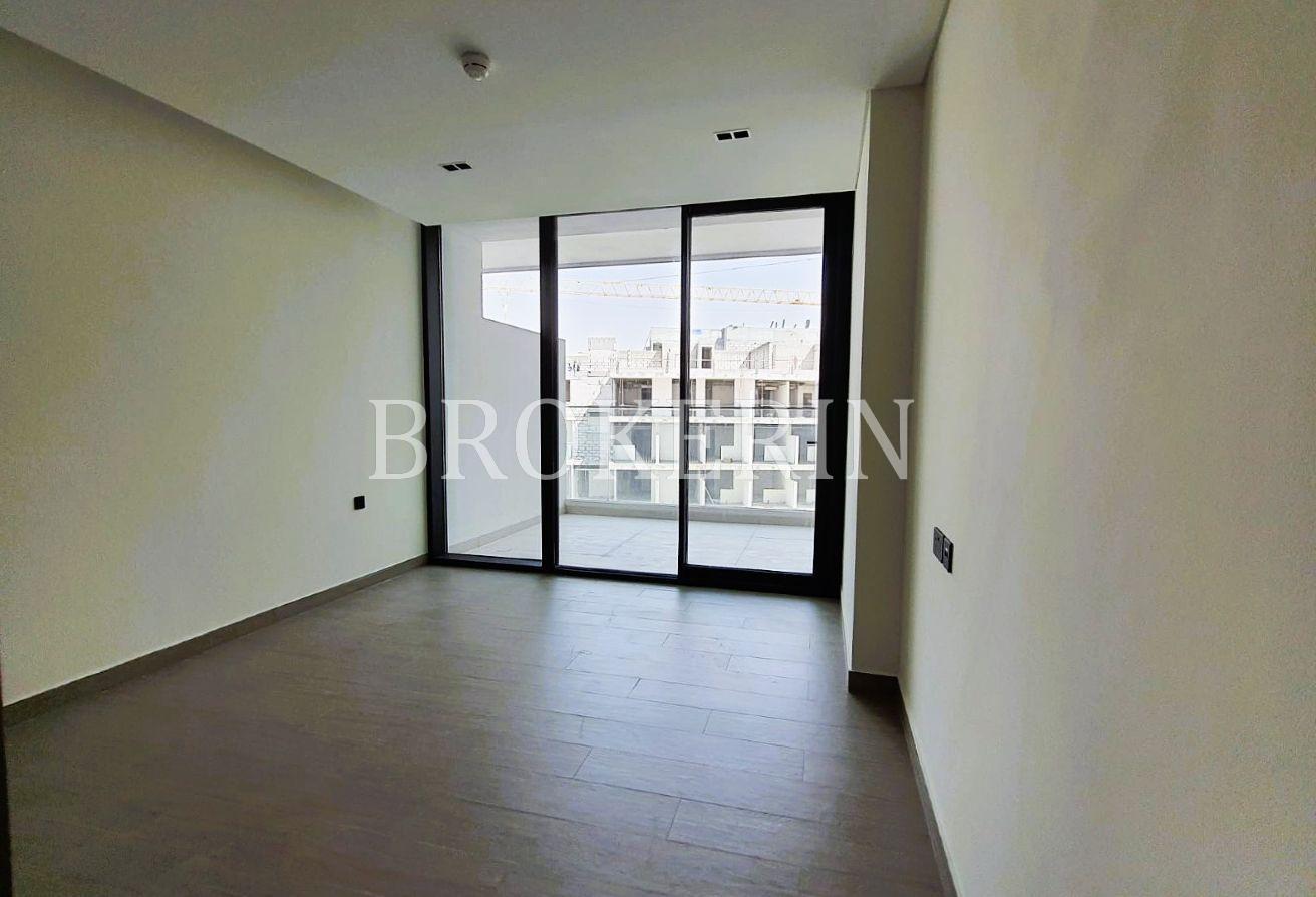 ELEGANT HOME | BRIGHT & CLEAN | WITH BALCONY photo 3