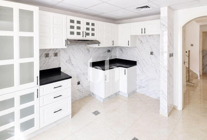122921120 - Property Main Image