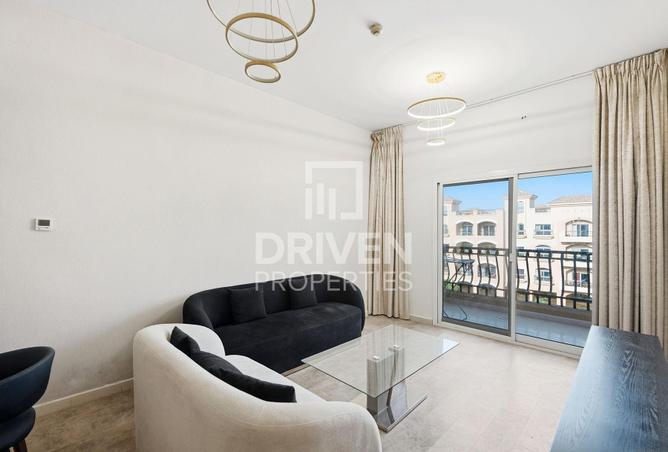 77801382 - Property Image 2