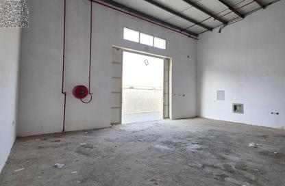 Warehouse - Studio - 1 for rent in Al Jurf Industrial 2 - Al Jurf Industrial - Ajman