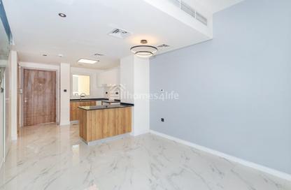 Townhouse - 2 - 3 for rent in Rukan 3 - Rukan - Dubai