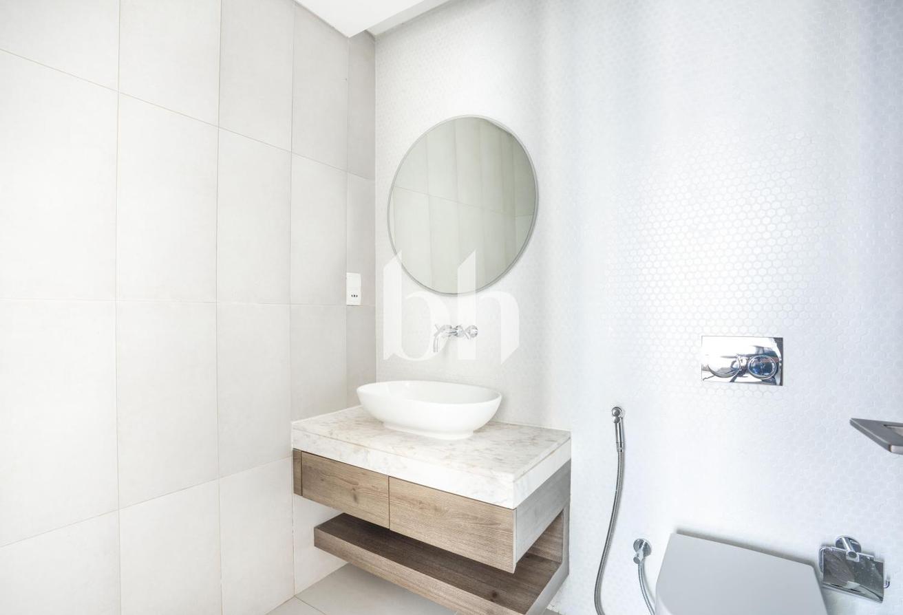 Modern | Furnished Apartment | Luxury Living photo 25