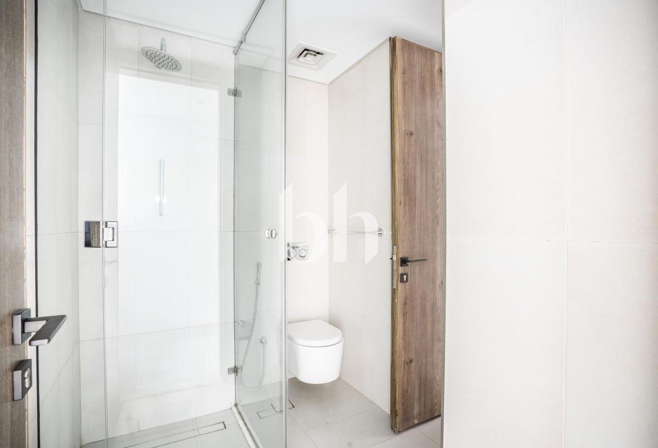 Modern | Furnished Apartment | Luxury Living photo 14