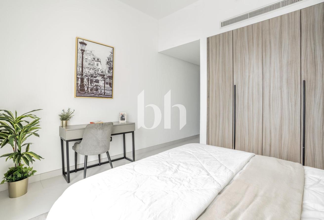 Modern | Furnished Apartment | Luxury Living photo 18
