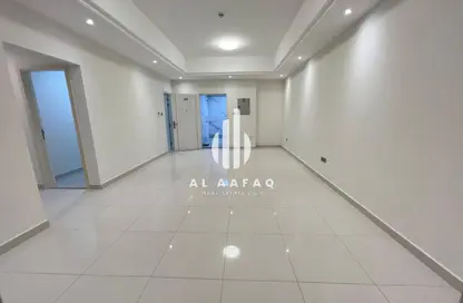 Apartment - 2 Bedrooms - 3 Bathrooms for rent in Al Khan Corniche - Al Khan - Sharjah