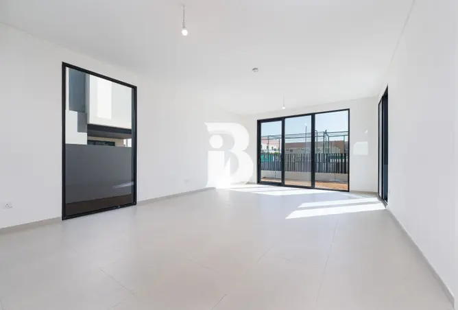 128812481 - Property Image 2