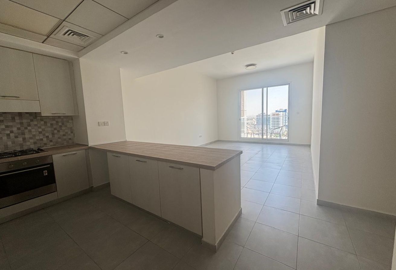 Ready to Move  I  Plus Study I  Spacious