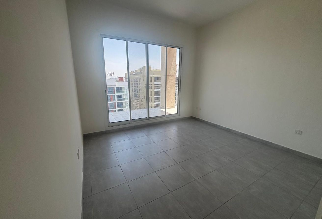 Ready to Move  I  Plus Study I  Spacious