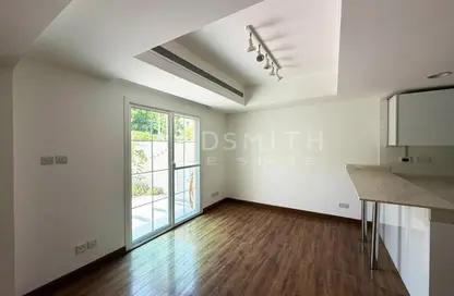 Villa - 3 Bedrooms - 3 Bathrooms for rent in Zulal 1 - Zulal - The Lakes - Dubai Villa - 3 Bedrooms - 3 Bathrooms for rent in Zulal 1 - Zulal - The Lakes - Dubai