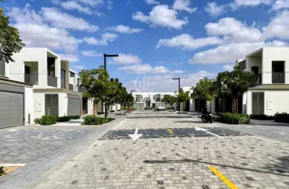 Townhouse - 3 Bedrooms - 4 Bathrooms for rent in Aura Gardens - Tilal Al Ghaf - Dubai