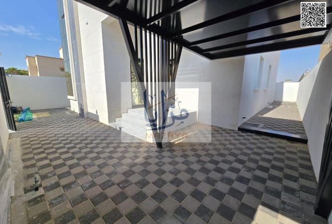 67824043 - Property Image 3