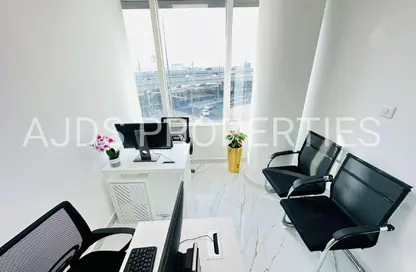 مكتب - غرفة نوم - 1 حمام للايجار في فاطمه محمد احمد بن سليمان - الرفاعة - بر دبي - دبي
