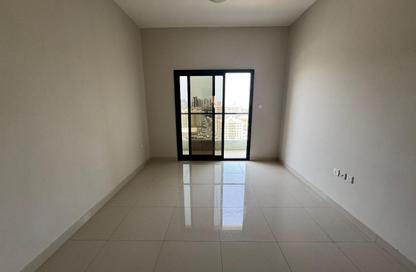 Apartment - 3 Bedrooms - 3 Bathrooms for rent in Al Rashidiya Towers - Al Rashidiya - Ajman Downtown - Ajman