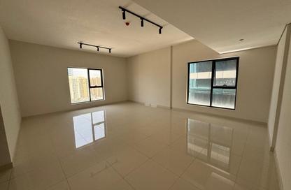 Apartment - 3 Bedrooms - 3 Bathrooms for rent in Al Rashidiya Towers - Al Rashidiya - Ajman Downtown - Ajman