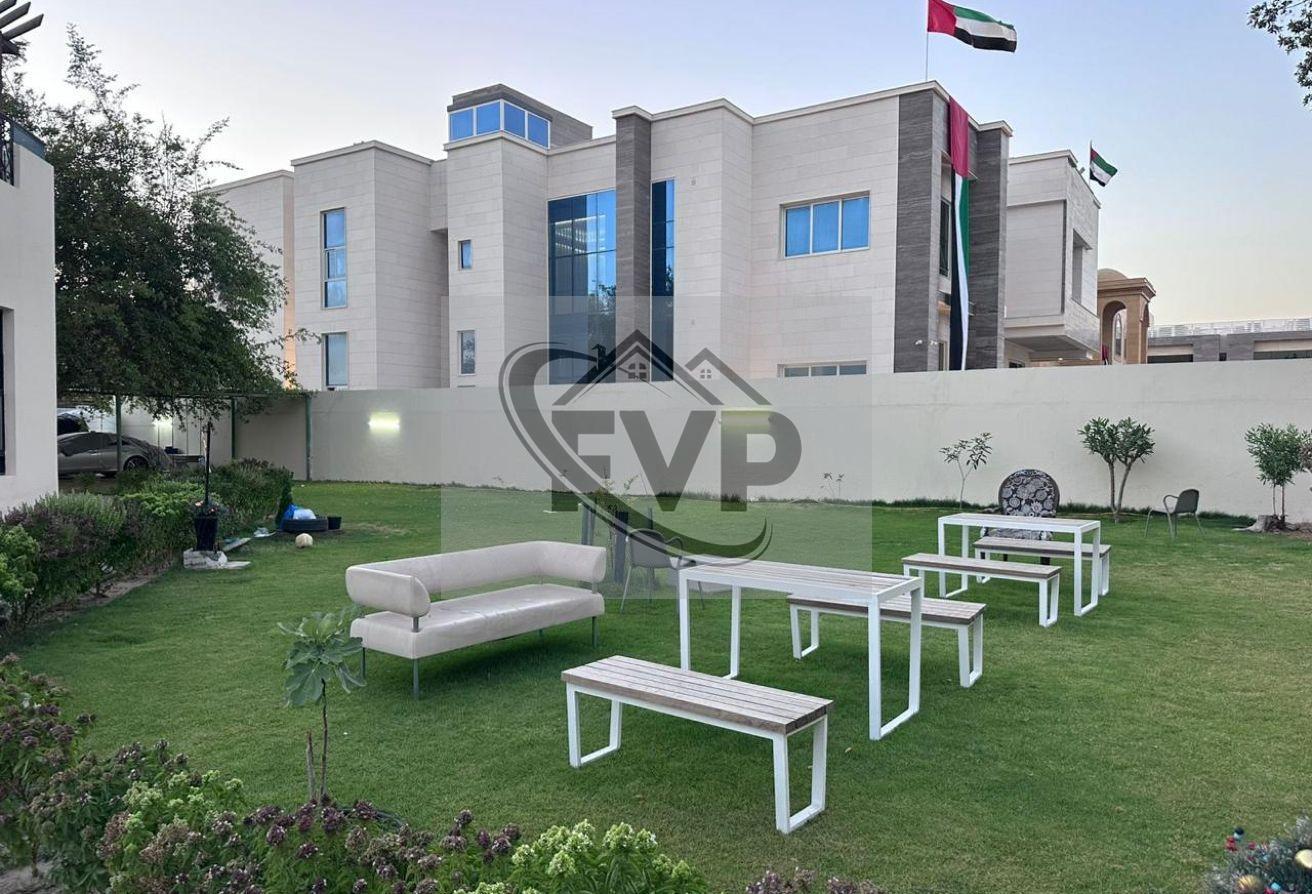 Spacious 5BHK + Maids | Unfurnished | Private Pool photo 15