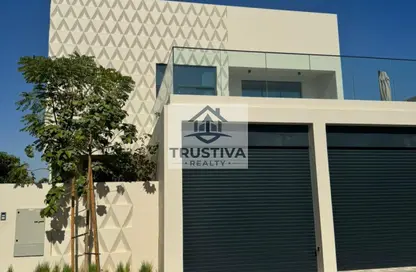 Townhouse - 4 Bedrooms - 5 Bathrooms for sale in Hayyan - Sharjah