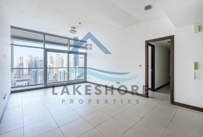 102832796 - Property Image 2