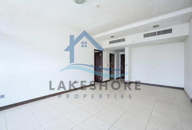 102832796 - Property Image 3