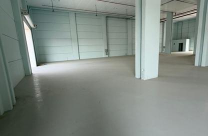Warehouse - Studio - 1 for rent in Umm Al Thuoob - Umm Al Quwain
