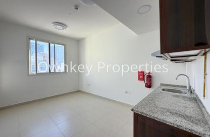 Apartment - Studio - 1 Bathroom for rent in Al Karama Sqaure - Al Karama - Dubai