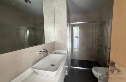 Apartment - 4 - 5 for rent in La Plage Tower - Al Mamzar - Sharjah - Sharjah