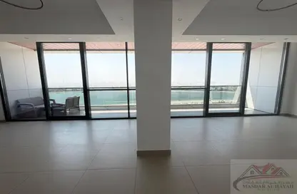 Apartment - 4 Bedrooms - 5 Bathrooms for rent in La Plage Tower - Al Mamzar - Sharjah - Sharjah