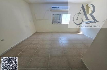 Labor Camp - Studio - 7+ for rent in Al Jurf Industrial 1 - Al Jurf Industrial - Ajman