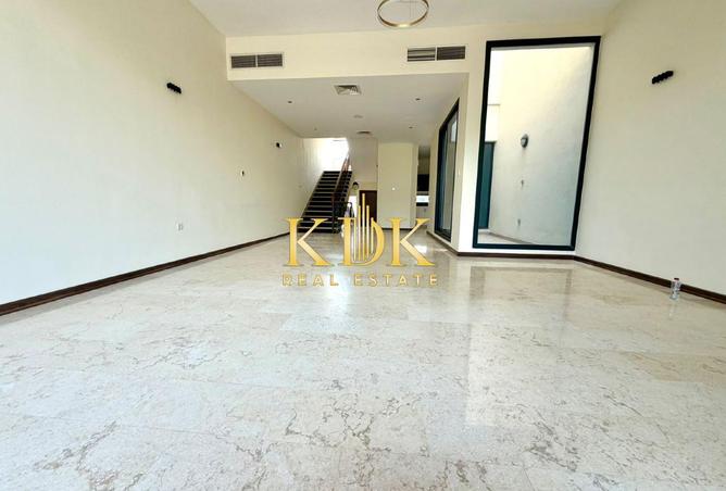 Spacious 4BR | Basement | Park View