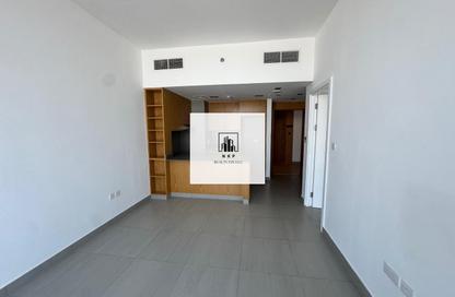 Apartment - 1 - 1 for rent in Souks Residential - Al Mamsha - Muwaileh - Sharjah