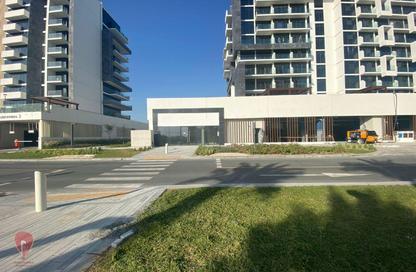 Retail - Studio - 1 Bathroom for rent in Azizi Riviera 3 - Azizi Riviera - Meydan One - Meydan - Dubai