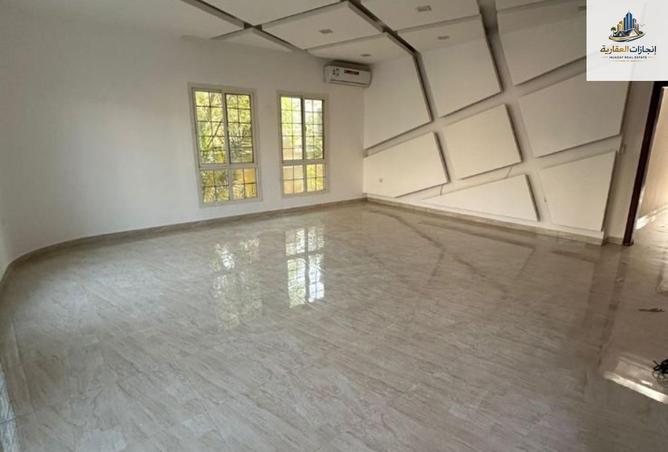 69497719 - Property Image 2