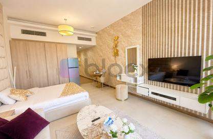 Apartment - Studio - 1 Bathroom for rent in SOL Bay - Business Bay - Dubai