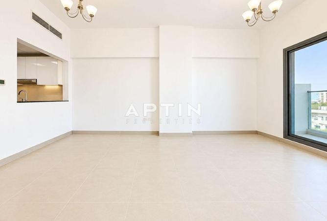 1 BHK Apartment for Rent | Pool & Gym | L Horizon