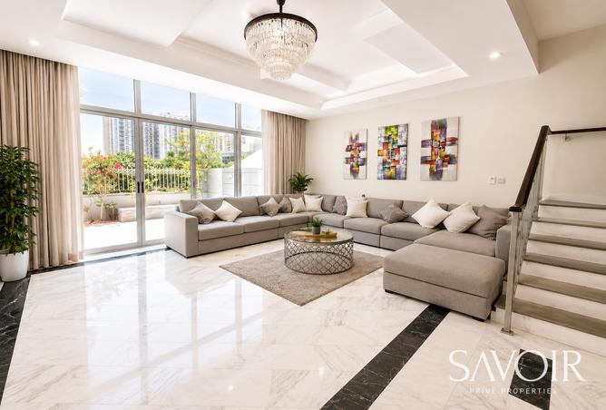 90927182 - Property Image 2