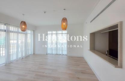 Apartment - 2 Bedrooms - 2 Bathrooms for rent in Vida Residence 1 - Vida Residence - The Hills - Dubai