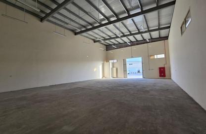 Warehouse - Studio for rent in Umm Al Thuoob - Umm Al Quwain