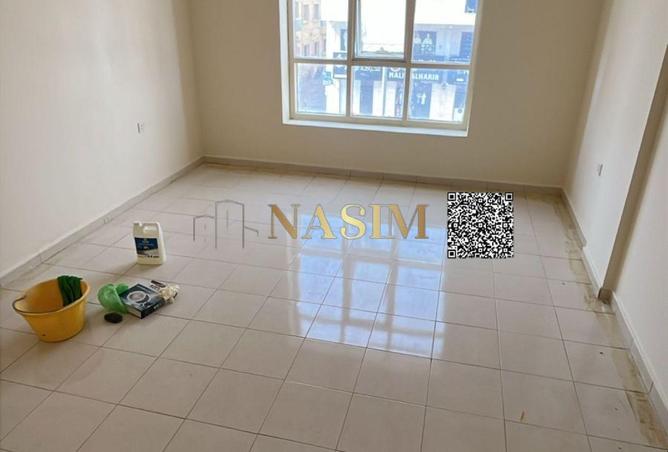 73843986 - Property Image 2