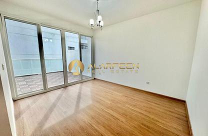 Villa - 3 - 4 for rent in Shaksy Villas - District 15 - Jumeirah Village Circle - Dubai