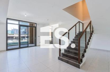 Townhouse - 3 Bedrooms - 4 Bathrooms for sale in Canal Residence - Al Reem Island - Abu Dhabi