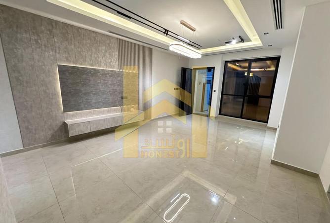 63664329 - Property Image 2