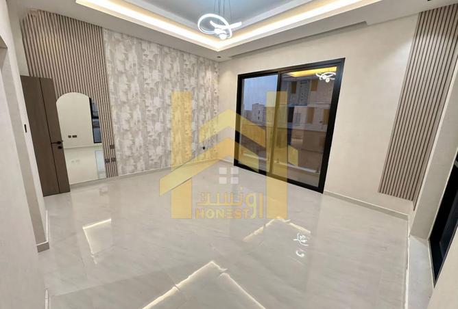 63664329 - Property Image 3