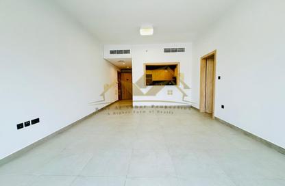 Apartment - 1 Bedroom - 2 Bathrooms for rent in Jumeirah Garden City - Al Satwa - Dubai Apartment - 1 Bedroom - 2 Bathrooms for rent in Jumeirah Garden City - Al Satwa - Dubai