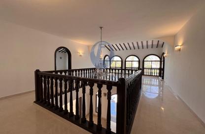 Villa - 5 Bedrooms - 7 Bathrooms for rent in Jumeirah 2 - Jumeirah - Dubai
