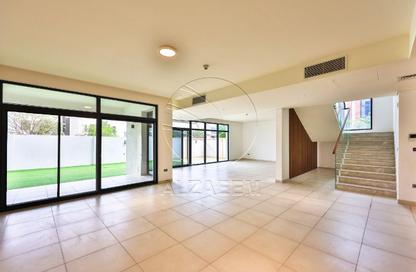 Villa - 4 Bedrooms - 6 Bathrooms for rent in West Yas - Yas Island - Abu Dhabi Villa - 4 Bedrooms - 6 Bathrooms for rent in West Yas - Yas Island - Abu Dhabi