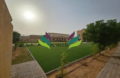 فيلا - 5 غرف نوم - 6 حمامات للايجار في ند الشبا 4 - ند الشبا - دبي