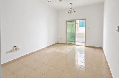 Apartment - 1 - 1 for rent in Qasimia 10 building - Al Mahatta - Al Qasimia - Sharjah