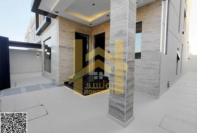 72306317 - Property Image 2