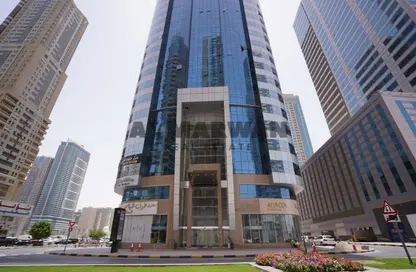 Apartment - 3 Bedrooms - 4 Bathrooms for rent in Robot Park Tower - Al Khan - Sharjah