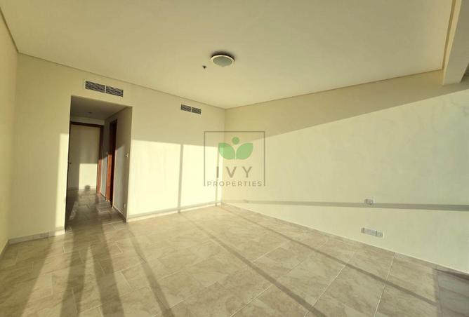 76564023 - Property Image 2